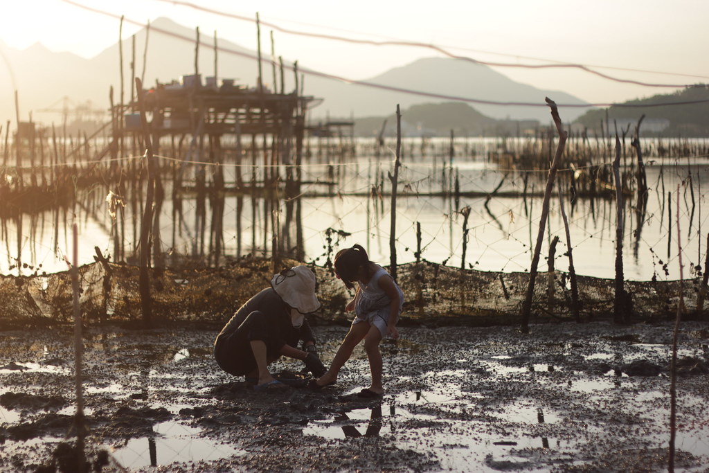 Nghèo, những thiếu thốn hữu hình hay những cái nghèo vô hình ?