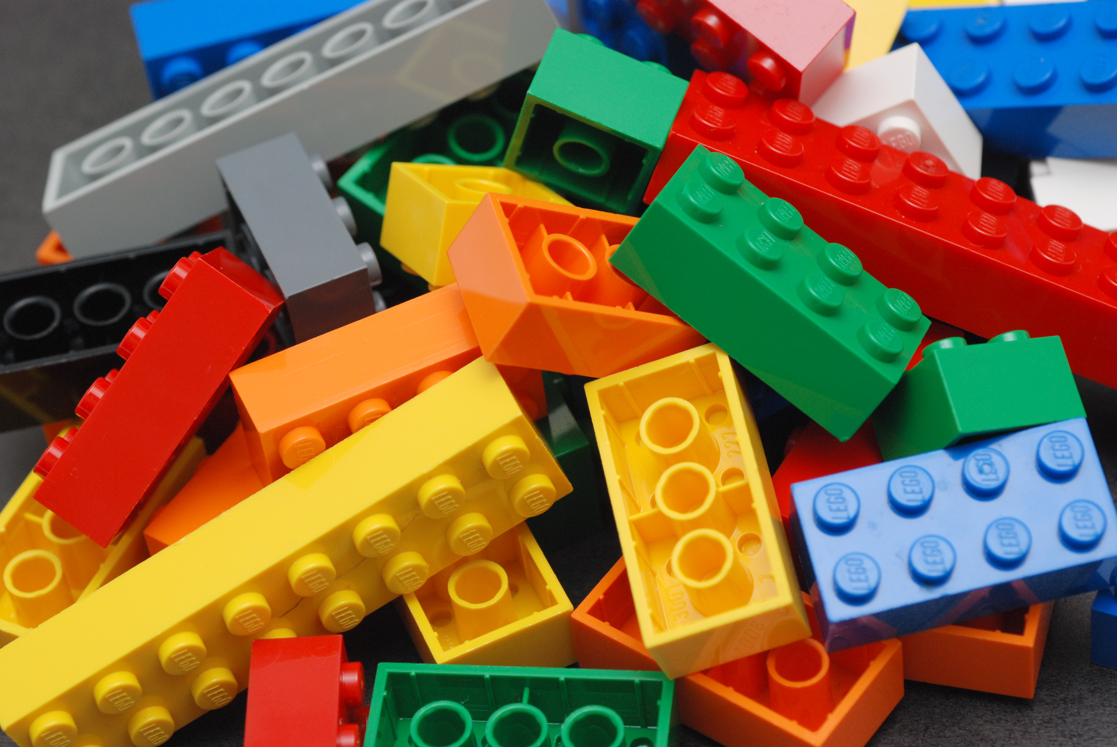 Briques LEGO Classic assorties en plusieurs couleurs