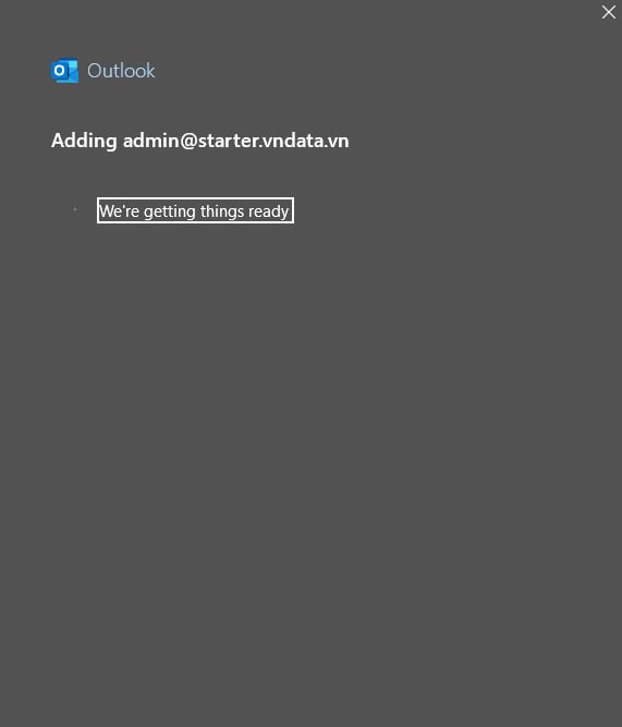 Outlook đang thêm tài khoản Email Business